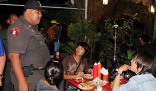 ممنوعیت استفاده از قلیان در تایلند/ پلیس وارد عمل شد